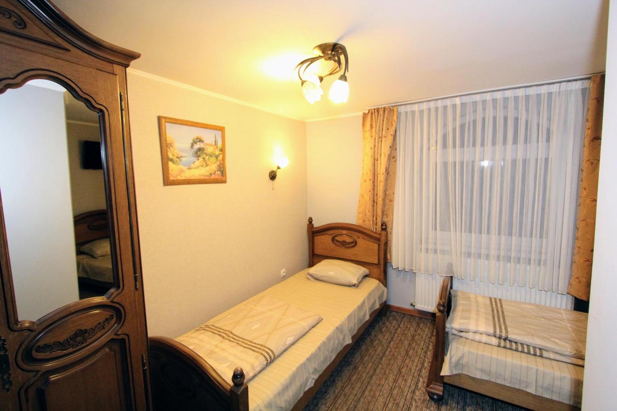 Затишний Міні-Готель "Rosky" Yasinya Room photo