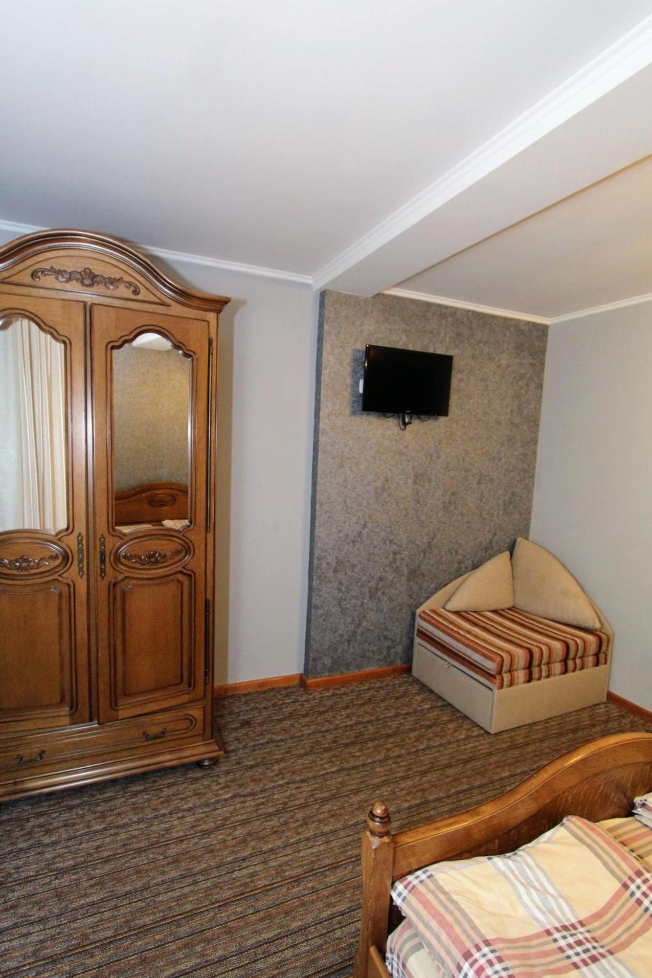 Затишний Міні-Готель "Rosky" Yasinya Room photo